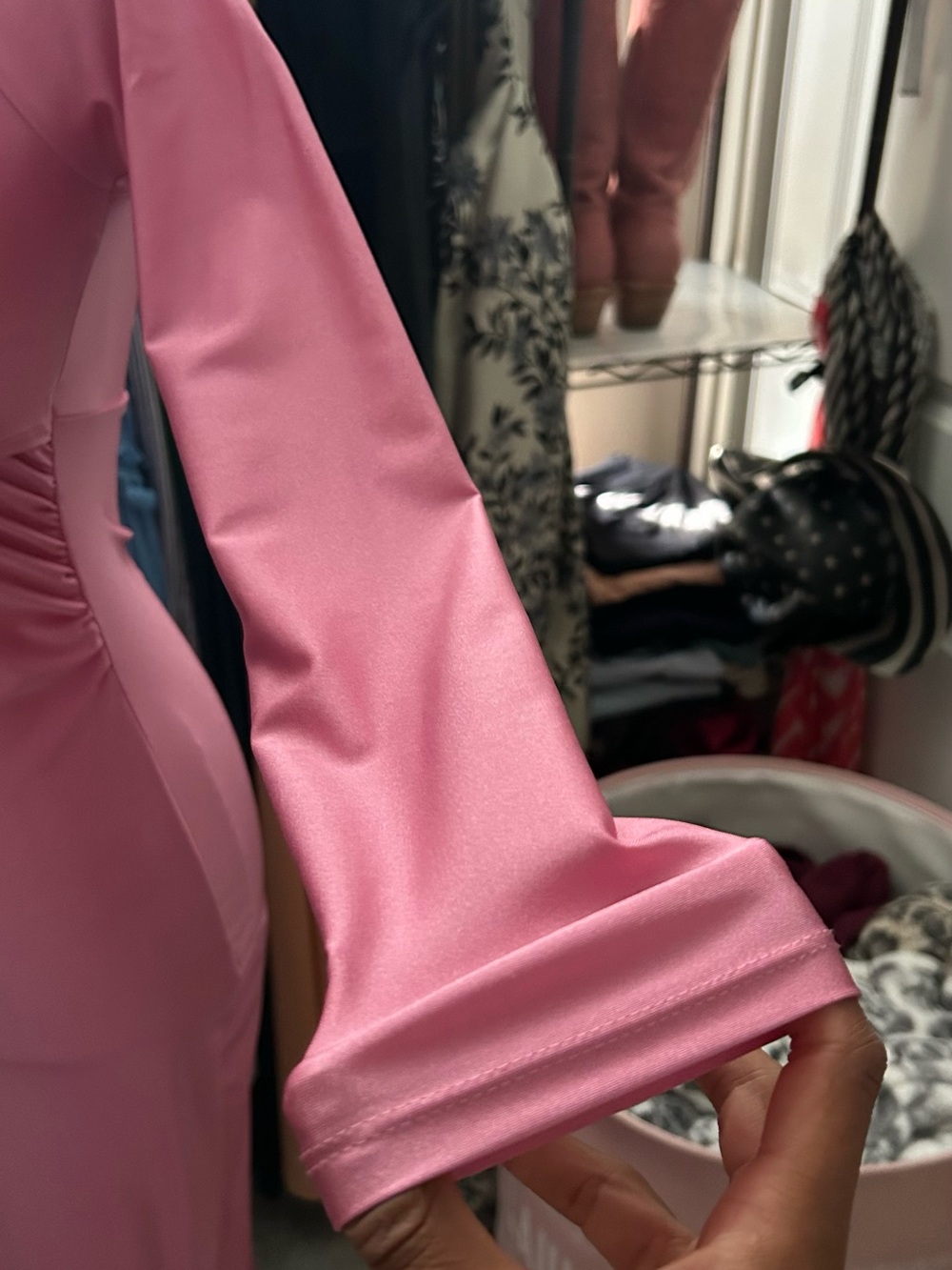 SHEIN Mauve Pink Long Sleeve V-Neck Midi Dress - Picture 3 of 5